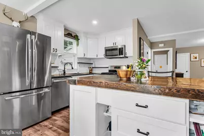 305 E Ridgewood Avenue, Absecon, NJ 08205 - Photo 3