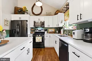 166 Winnepeg Ave, Egg Harbor Township, NJ 08234 - Photo 9