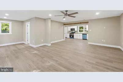6917 Market Street, Mays Landing, NJ 08330 - Photo 5