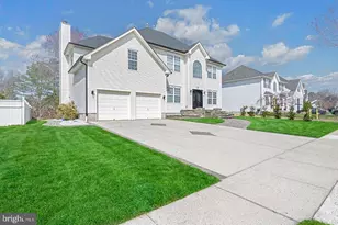 11 Chancellor Park Dr, Mays Landing, NJ 08330 - Photo 1