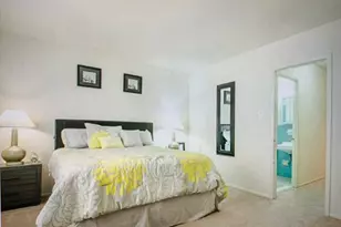 100 Fox Meadow Dr, Maple Shade, NJ 08052 - Photo 5