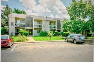 100 Fox Meadow Dr, Maple Shade, NJ 08052 - Photo 9