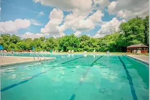 100 Fox Meadow Dr, Maple Shade, NJ 08052 - Photo 7