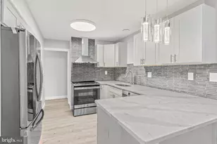 12 Holbrook Ln, Willingboro, NJ 08046 - Photo 7