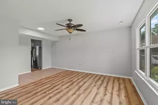 341 Clarkson St, Burlington, NJ 08016 - Photo 5