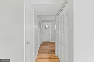 341 Clarkson St, Burlington, NJ 08016 - Photo 9