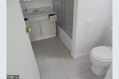 2 Florence Tollgate #6, Florence, NJ 08518 - Photo 9