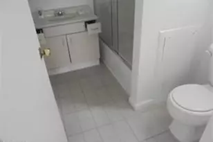 2 Florence Tollgate, Florence, NJ 08518 - Photo 9