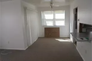 2 Florence Tollgate, Florence, NJ 08518 - Photo 3