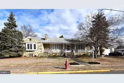 515 Rutgers Avenue, Burlington, NJ 08016 - Photo 1