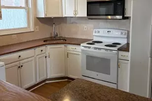 22 Florence Tollgate, Florence, NJ 08518 - Photo 5