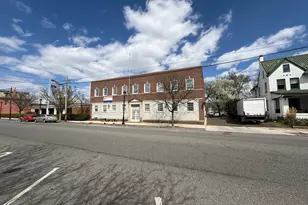 437 High St, Burlington, NJ 08016 - Photo 1