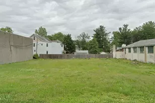 604 Broad St, Riverton, NJ 08077 - Photo 1