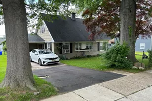 65 Peacock Ln, Willingboro, NJ 08046 - Photo 1