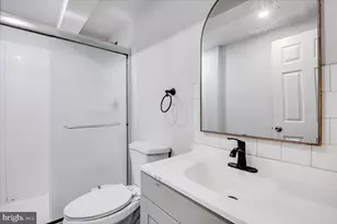 301 Broad St, Beverly, NJ 08010 - Photo 13