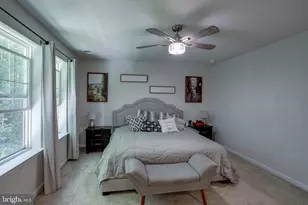 102 Levis Dr, Mount Holly, NJ 08060 - Photo 19