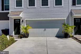 102 Levis Dr, Mount Holly, NJ 08060 - Photo 3