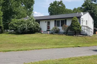 2328 Monmouth Rd, Jobstown, NJ 08041 - Photo 3