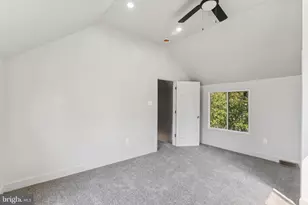 124 Cooper St, Beverly, NJ 08010 - Photo 15