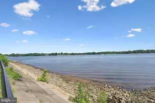 124 Cooper St, Beverly, NJ 08010 - Photo 25