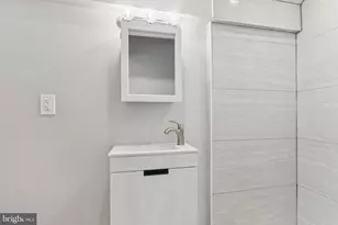 124 Cooper St, Beverly, NJ 08010 - Photo 21