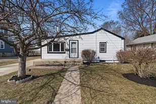 29 E 4th St, Burlington, NJ 08016 - Photo 3