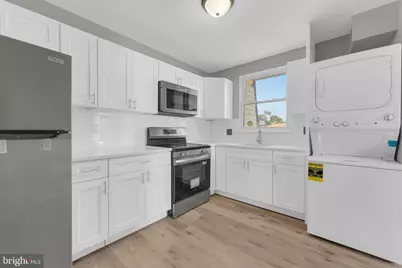 6-6 Florence Tollgate, Florence, NJ 08518 - Photo 1