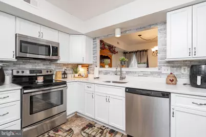 195 Woodlake, Marlton, NJ 08053 - Photo 3