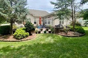 10 Applegate Dr, Florence, NJ 08518 - Photo 3