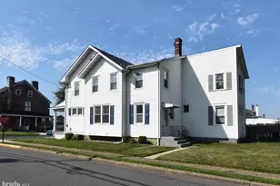 301 Conover St, Burlington, NJ 08016 - Photo 3