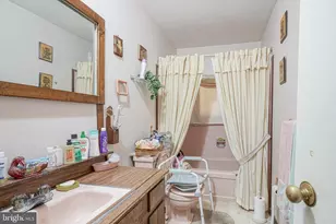 31 Medley Ln, Willingboro, NJ 08046 - Photo 15