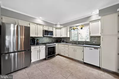 223 St David Drive, Mount Laurel, NJ 08054 - Photo 7