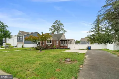 910 S Fairview Street, Riverside, NJ 08075 - Photo 3