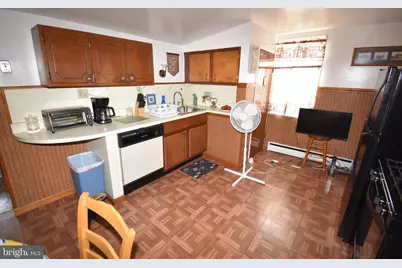 427 Wood Street, Burlington, NJ 08016 - Photo 9