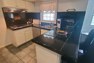 40 Crestview Dr, Willingboro, NJ 08046 - Photo 3