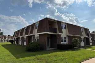 8-4 Florence Tollgate Pl, Florence, NJ 08518 - Photo 1