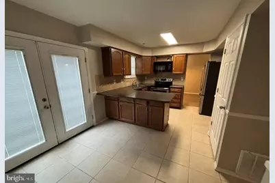 115 Banwell Lane, Mount Laurel, NJ 08054 - Photo 3