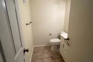 25 S Church Rd, Maple Shade, NJ 08052 - Photo 21