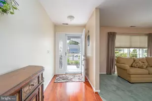 985 N Westminster Dr N, Southampton, NJ 08088 - Photo 3