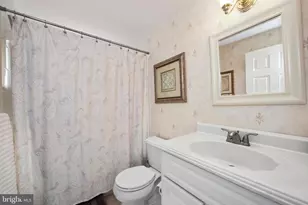 93 Wellington Pl, Burlington, NJ 08016 - Photo 37