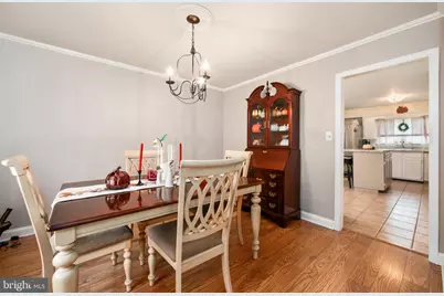 93 Wellington Place, Burlington, NJ 08016 - Photo 9