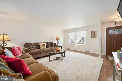93 Wellington Place, Burlington, NJ 08016 - Photo 7