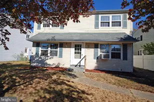 11 Wellington Pl, Burlington, NJ 08016 - Photo 1