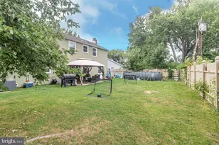 18 Edgewater Ln, Willingboro, NJ 08046 - Photo 23