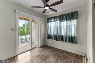 24 Florence Tollgate Pl, Burlington, NJ 08016 - Photo 9