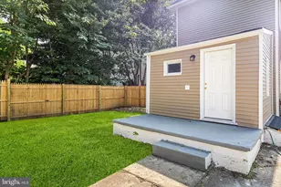 623 W 3rd Street W, Florence, NJ 08518 - Photo 33