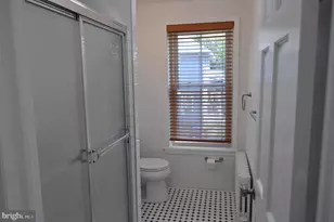 318 E Union St, Burlington, NJ 08016 - Photo 13