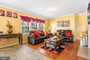 323 Pigott Dr, Florence, NJ 08518 - Photo 11