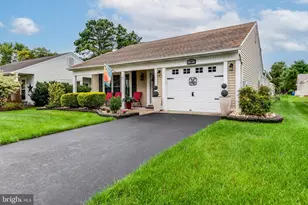 37 Stratford Rd, Southampton, NJ 08088 - Photo 3