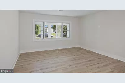 55 Sheffield Place, Southampton, NJ 08088 - Photo 3